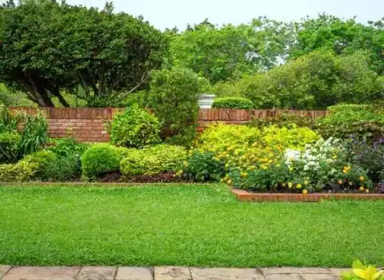 landscaping services Hubbard